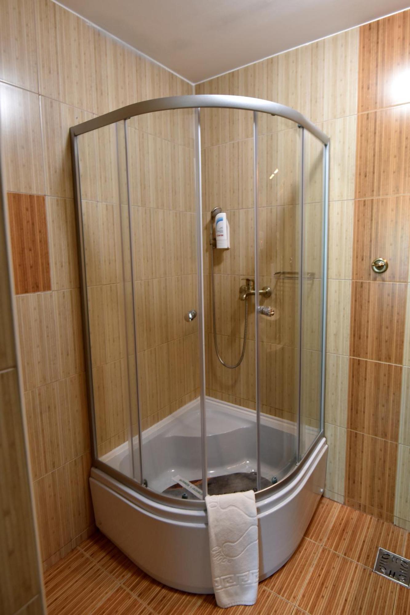 Conac Bavaria Busteni Ngoại thất bức ảnh